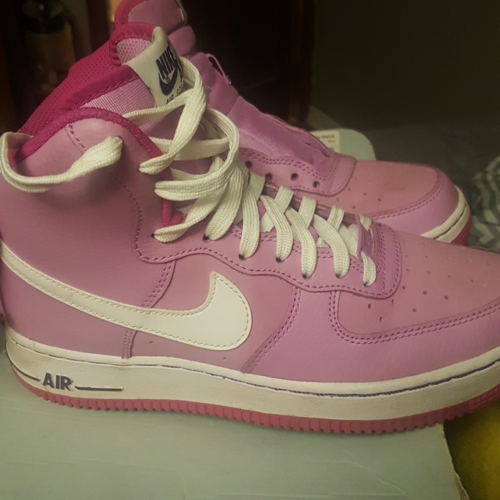 Nikr Air Force 1s